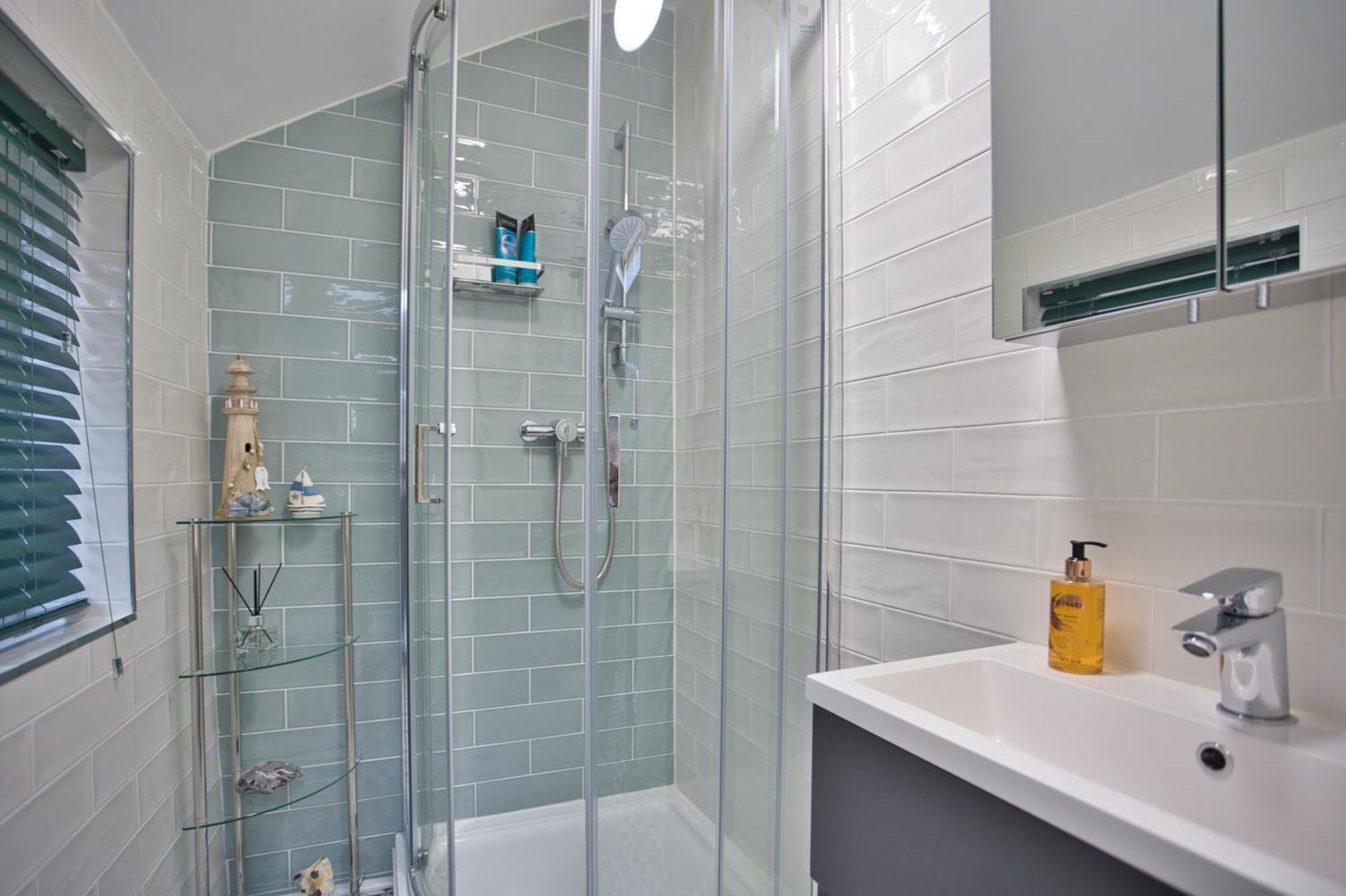 Spacious Seaside Escape In The Heart Of Deal, 4 Mins From The Beach מראה חיצוני תמונה