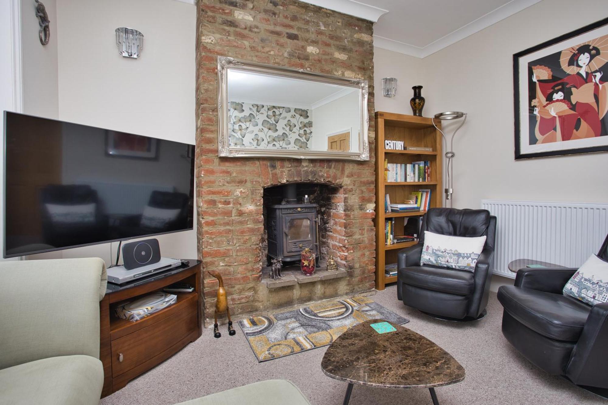 Spacious Seaside Escape In The Heart Of Deal, 4 Mins From The Beach מראה חיצוני תמונה